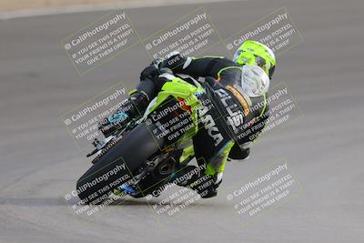 media/Dec-17-2022-SoCal Trackdays (Sat) [[224abd9271]]/Turn 10 Backside (120pm)/